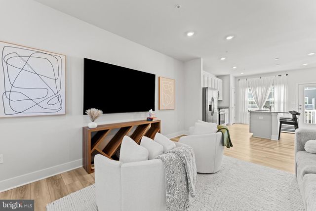 11175 CONWAY PL, White Plains, MD 20695