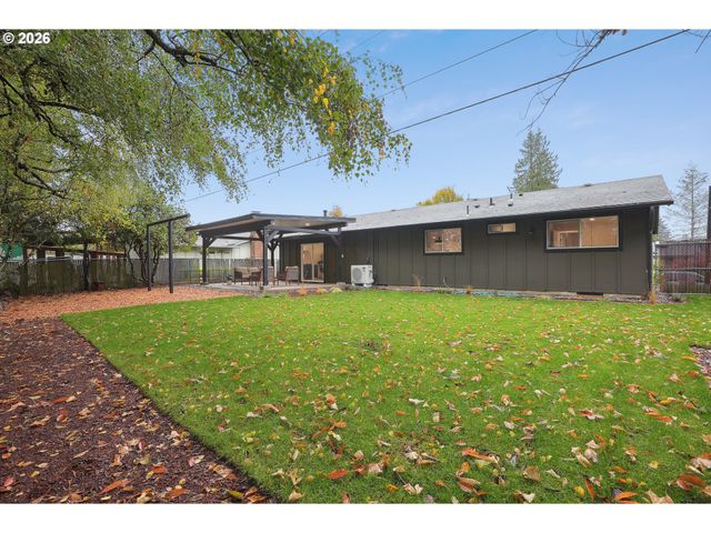 3033 Se CONDOR Ave, Gresham, OR 97080