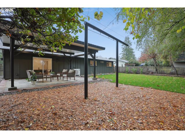 3033 Se CONDOR Ave, Gresham, OR 97080