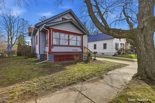 1116 Slayton Avenue, Grand Haven City, MI 49417