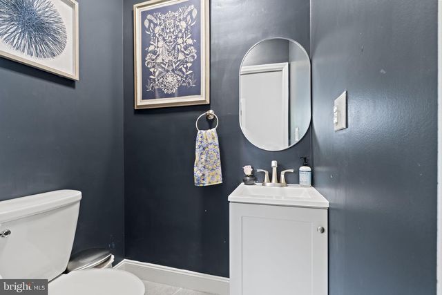 311 LAKEVIEW DR, Collingswood, NJ 08108