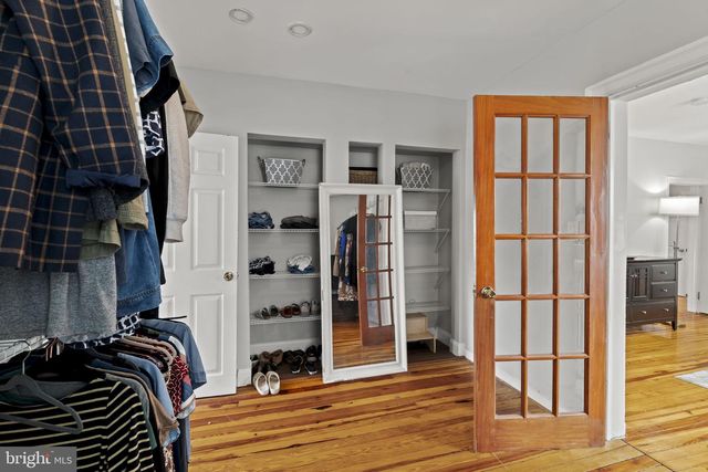 311 LAKEVIEW DR, Collingswood, NJ 08108