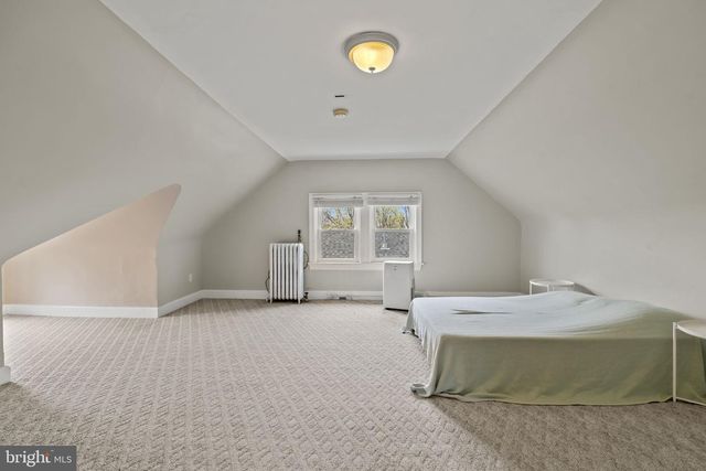 311 LAKEVIEW DR, Collingswood, NJ 08108