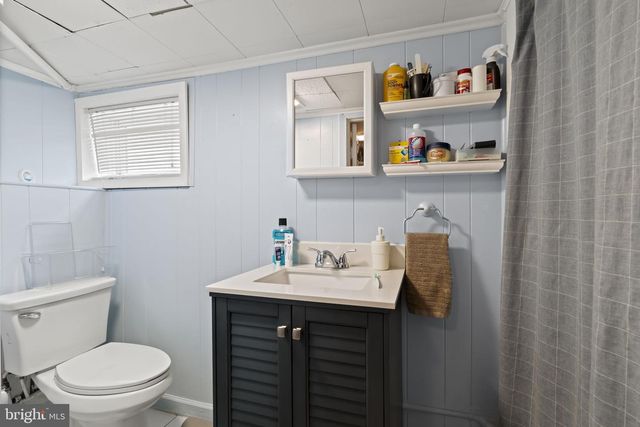 311 LAKEVIEW DR, Collingswood, NJ 08108