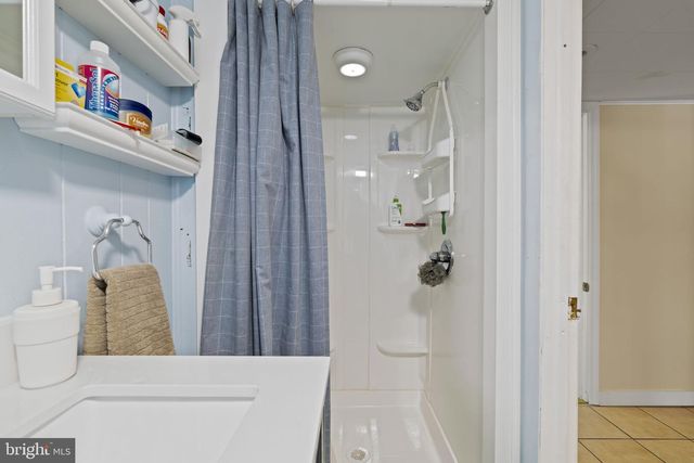 311 LAKEVIEW DR, Collingswood, NJ 08108