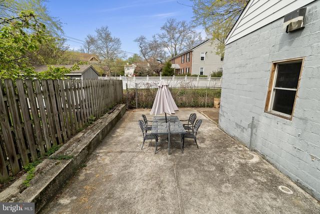 311 LAKEVIEW DR, Collingswood, NJ 08108