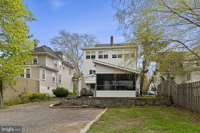 311 LAKEVIEW DR, Collingswood, NJ 08108