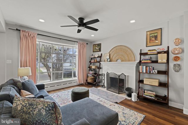 311 LAKEVIEW DR, Collingswood, NJ 08108