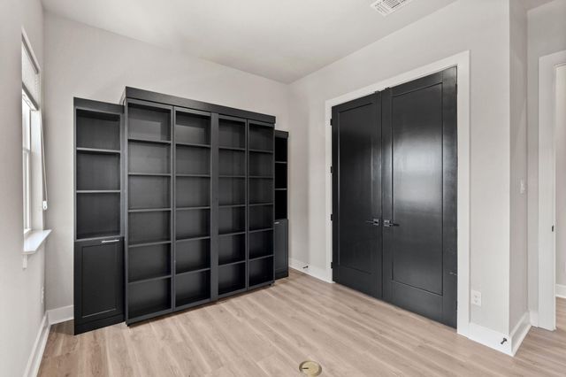 4 Maybury WAY 40, Austin, TX 78738