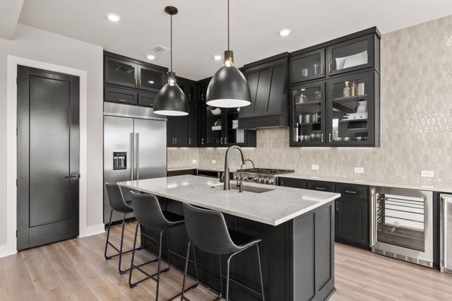 4 Maybury WAY 40, Austin, TX 78738