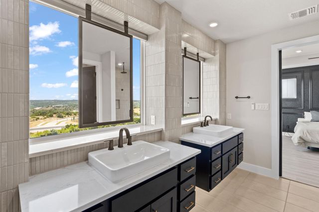 4 Maybury WAY 40, Austin, TX 78738