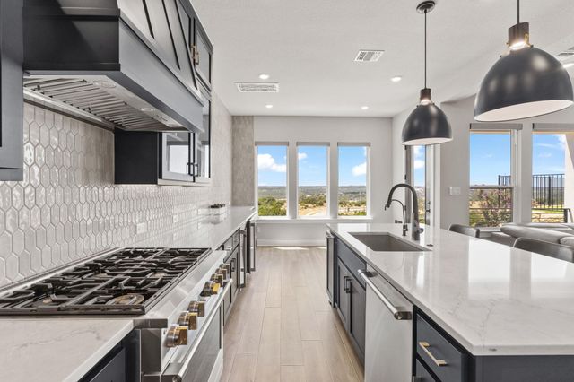 4 Maybury WAY 40, Austin, TX 78738