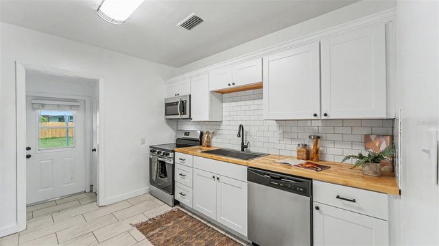 1854 CASCO STREET, Lakeland, FL 33801