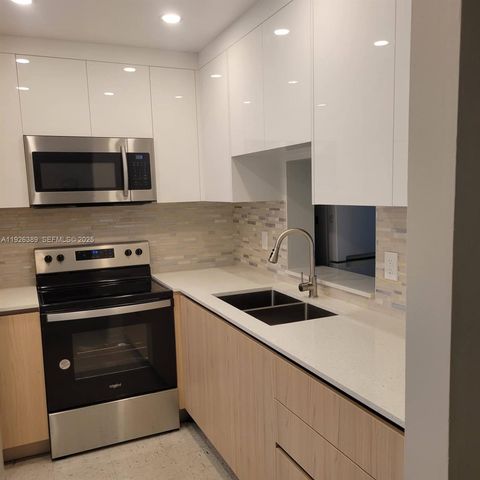 610 NE 12th Ave 304, Hallandale Beach, FL 33009
