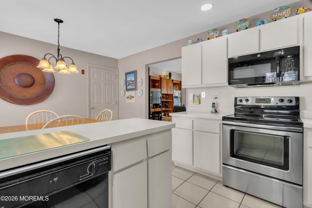 400 Killarney Drive, Toms River, NJ 08753