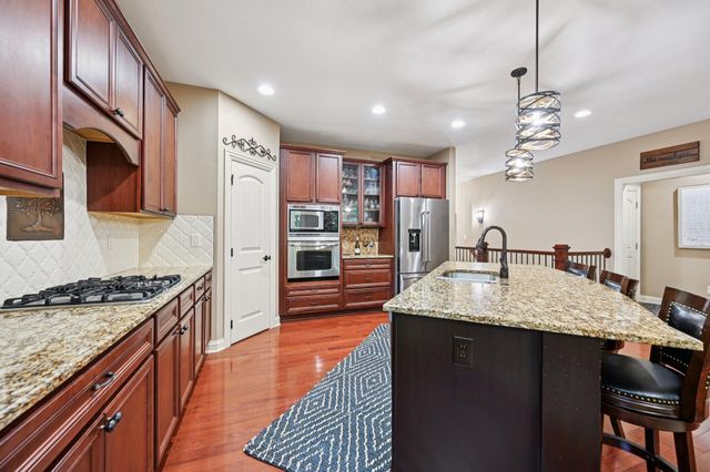 389 Ridgemoor Lane, Westerville, OH 43082