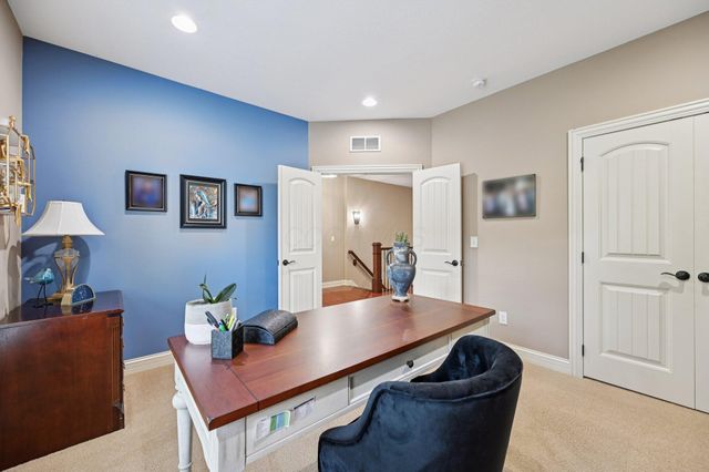 389 Ridgemoor Lane, Westerville, OH 43082