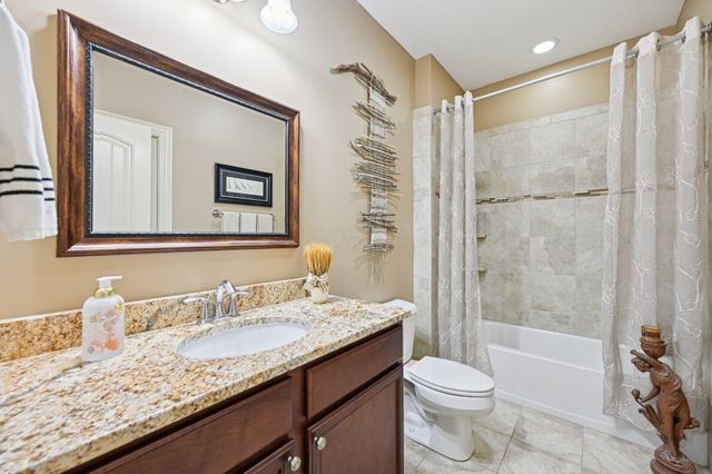 389 Ridgemoor Lane, Westerville, OH 43082