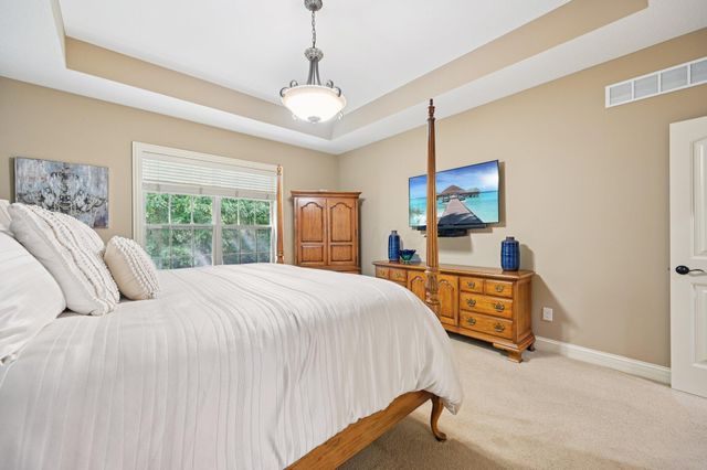 389 Ridgemoor Lane, Westerville, OH 43082