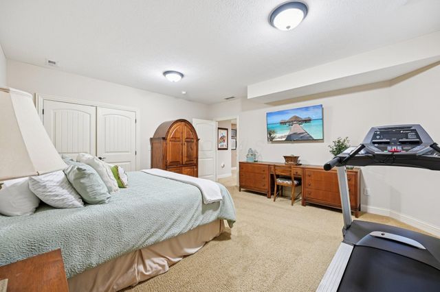 389 Ridgemoor Lane, Westerville, OH 43082