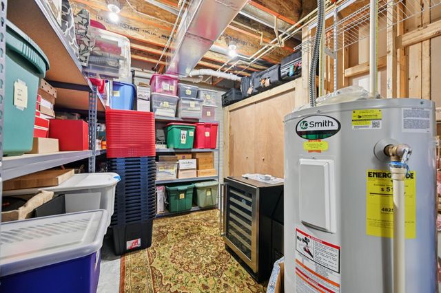 389 Ridgemoor Lane, Westerville, OH 43082