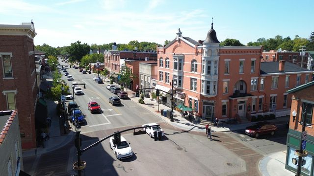 389 Ridgemoor Lane, Westerville, OH 43082