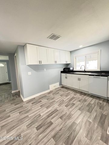 1309 Ogontz Avenue, Toledo, OH 43614