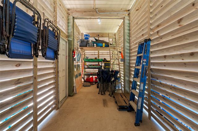 105 Stanek Drive, Surfside Beach, TX 77541