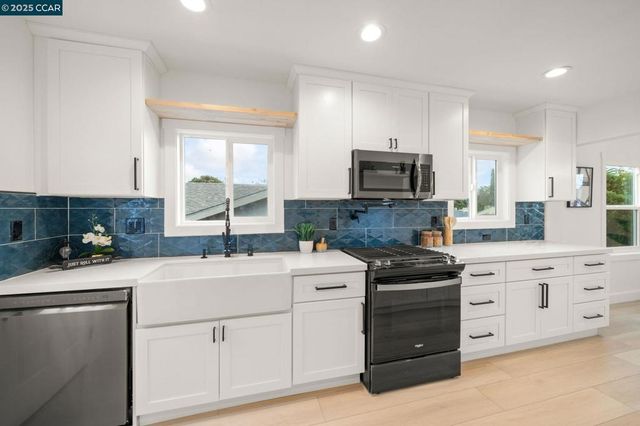 220 Cassady St, Vallejo, CA 94590