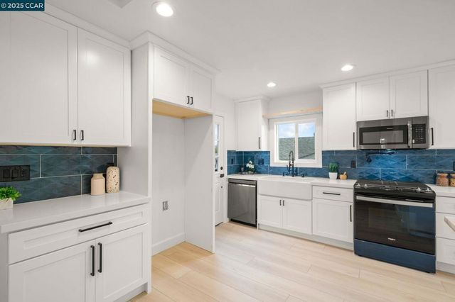 220 Cassady St, Vallejo, CA 94590