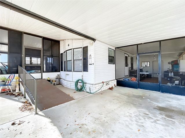 6 CAYMAN CIRCLE, Umatilla, FL 32784