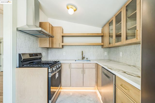 933-937 Las Juntas St, Martinez, CA 94553