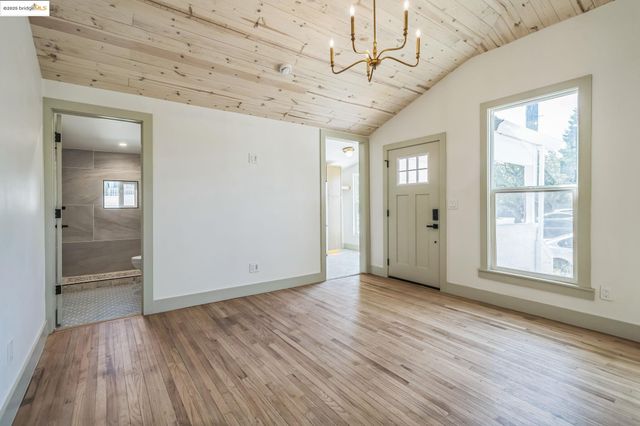 933-937 Las Juntas St, Martinez, CA 94553