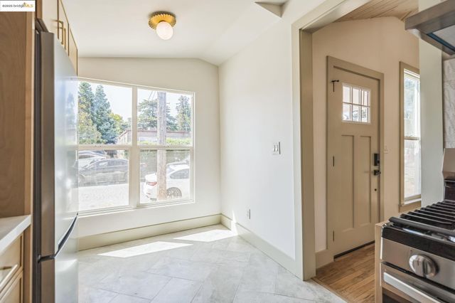 933-937 Las Juntas St, Martinez, CA 94553