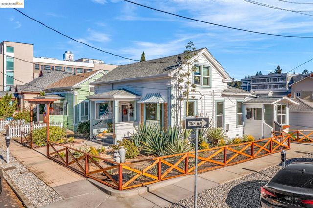 933-937 Las Juntas St, Martinez, CA 94553