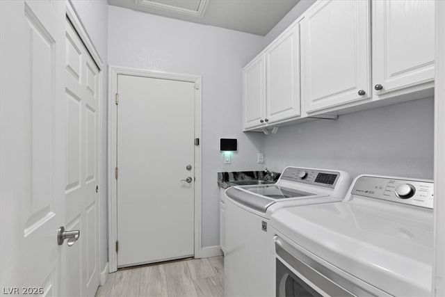 2413 Gold Camp Street, Henderson, NV 89002