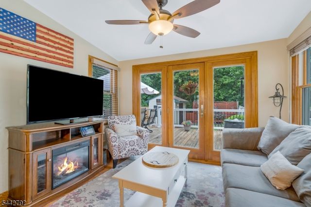 33 Culver St, Somerville Boro, NJ 08876
