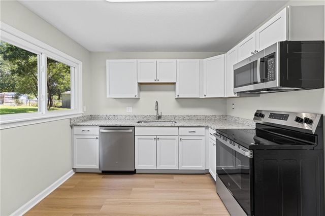 16109 Eastern Avenue, Belton, MO 64012