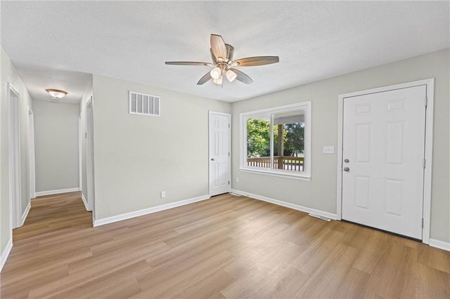 16109 Eastern Avenue, Belton, MO 64012