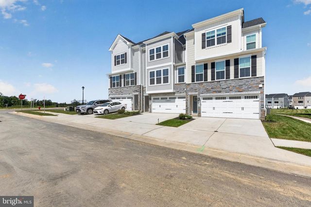 4369 SOUTHERBY DR, Fredericksburg, VA 22408