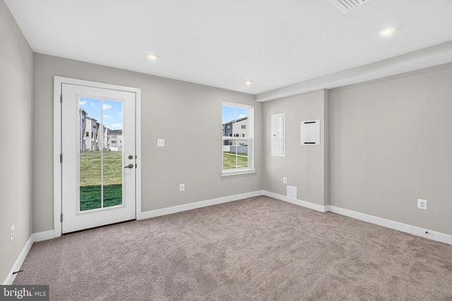 4369 SOUTHERBY DR, Fredericksburg, VA 22408