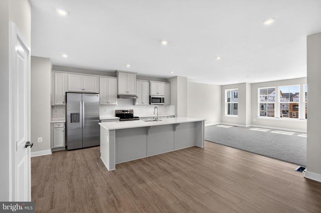 4369 SOUTHERBY DR, Fredericksburg, VA 22408