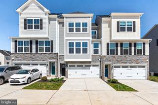 4369 SOUTHERBY DR, Fredericksburg, VA 22408