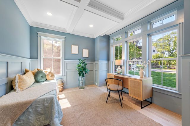 16 Middleby Road, Lexington, MA 02421