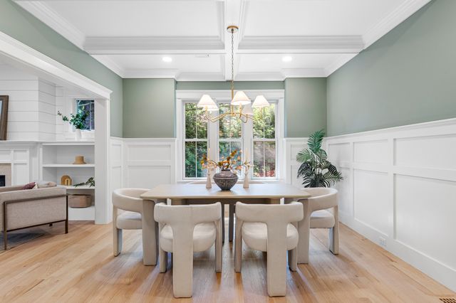 16 Middleby Road, Lexington, MA 02421