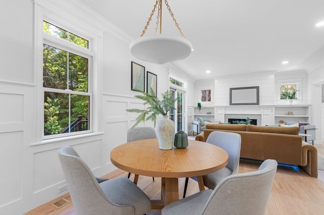 16 Middleby Road, Lexington, MA 02421
