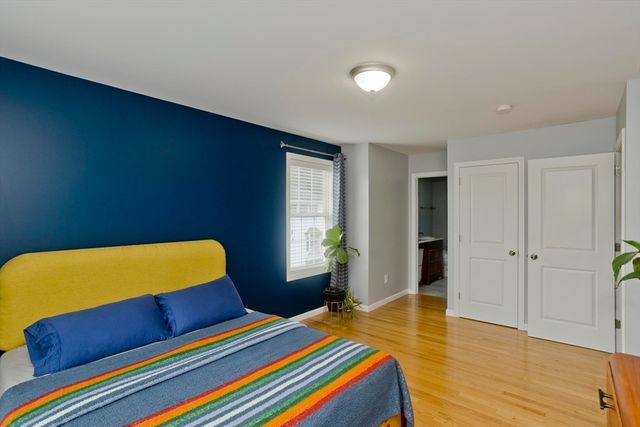 15 Lombard Ave, East Longmeadow, MA 01028