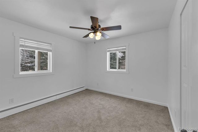 1875 Gray Road, Howell, MI 48843