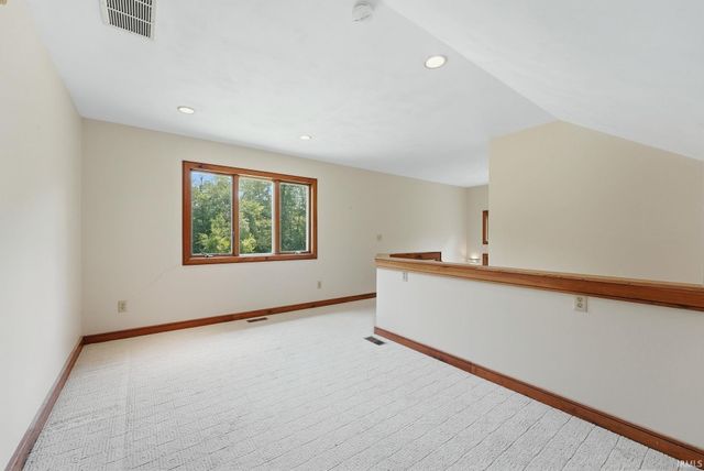 720 E 400 N, Anderson, IN 46012