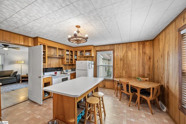 15 Webb Street, Greenville, SC 29605